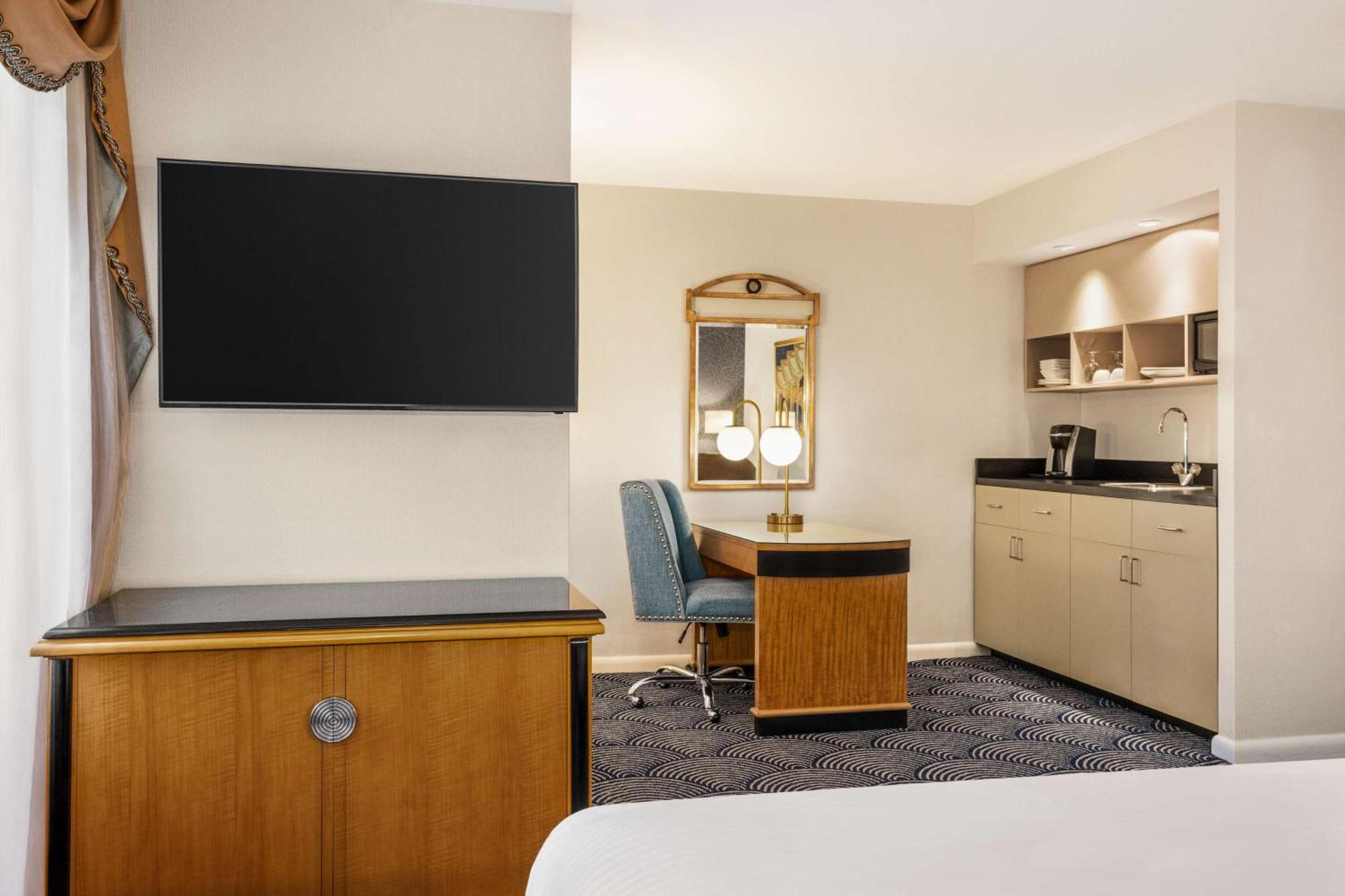 Inn At Great Neck Bagian luar foto